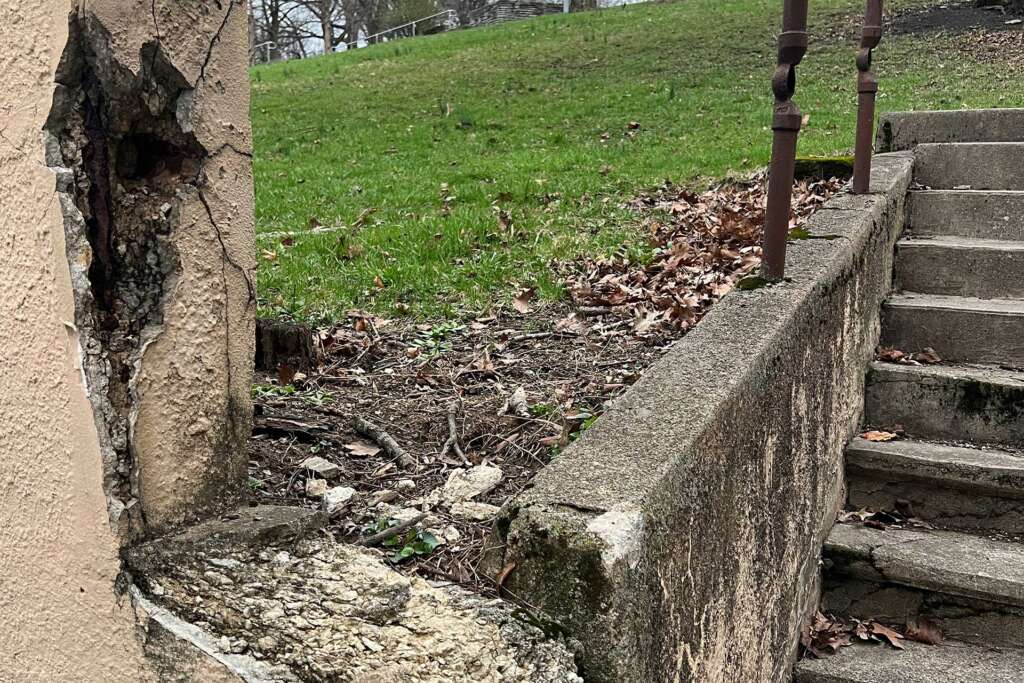 A crumbling set of stairs in cincinnati, Ohio