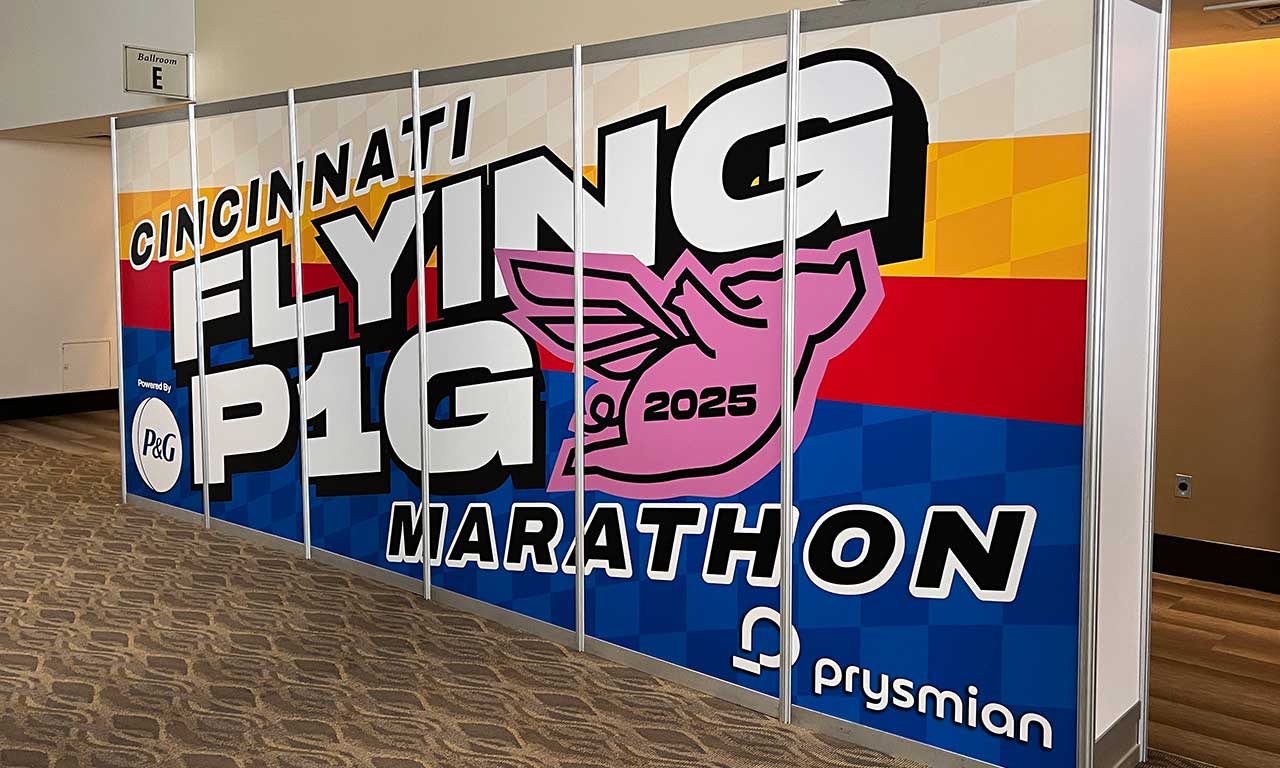 flying-pig-sign