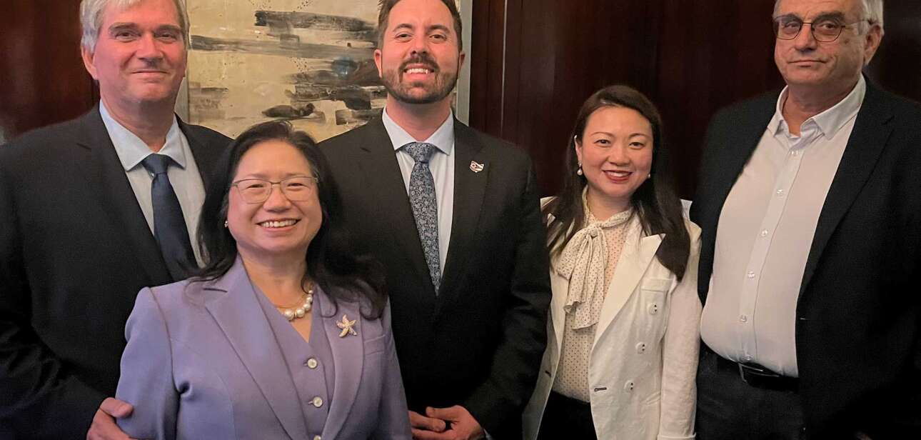 Cory Bowman speaking at New York City fundraiser during Cincinnati mayoral election 2025 campaign.