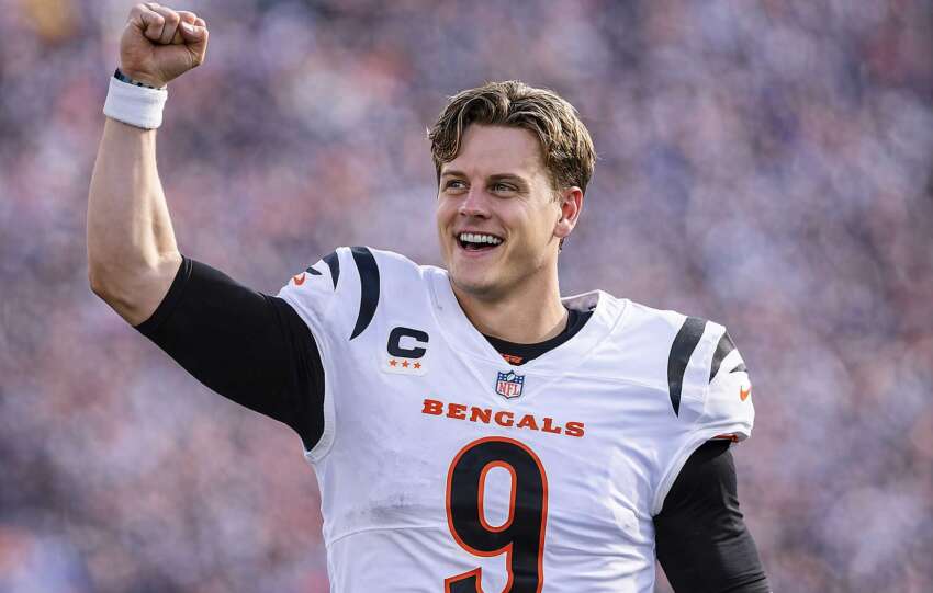 Joe Burrow celebrates as the Cincinnati Bengals prepare to face the Arizona Cardinals in Week 17