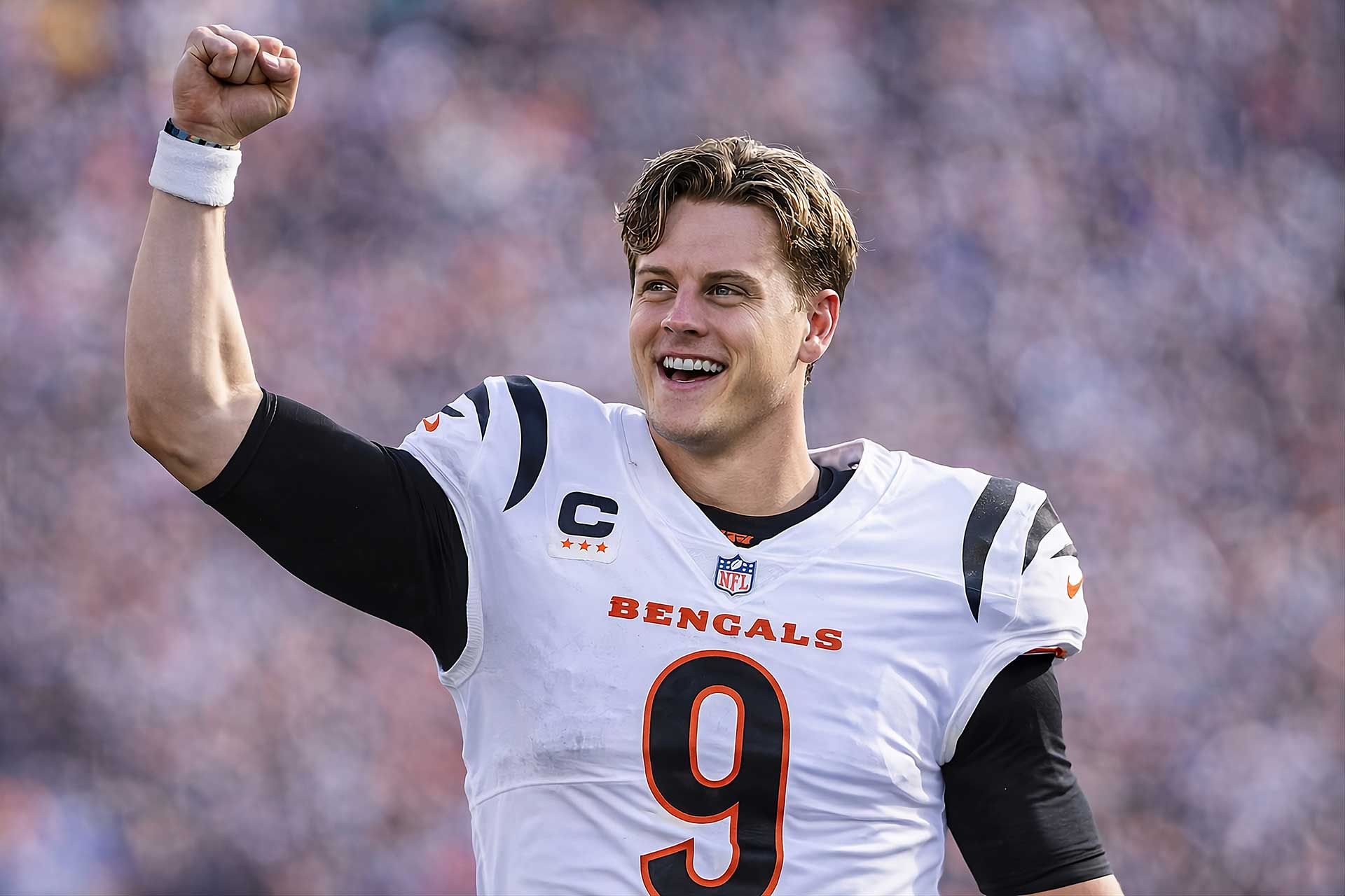 Joe Burrow celebrates as the Cincinnati Bengals prepare to face the Arizona Cardinals in Week 17