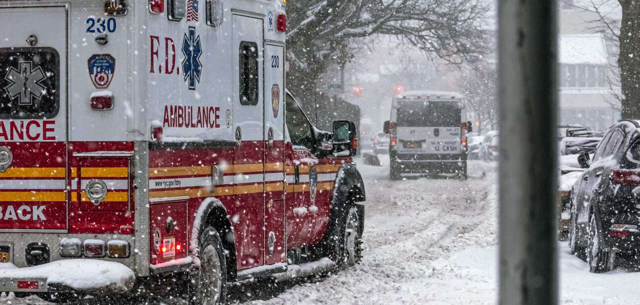 Cincinnati Christmas Eve workers responding during winter conditions as essential services remain active