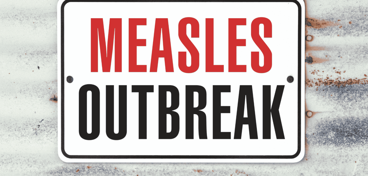 Measles outbreak warning sign regarding the confirmed 2026 cases in Cuyahoga County, Ohio.