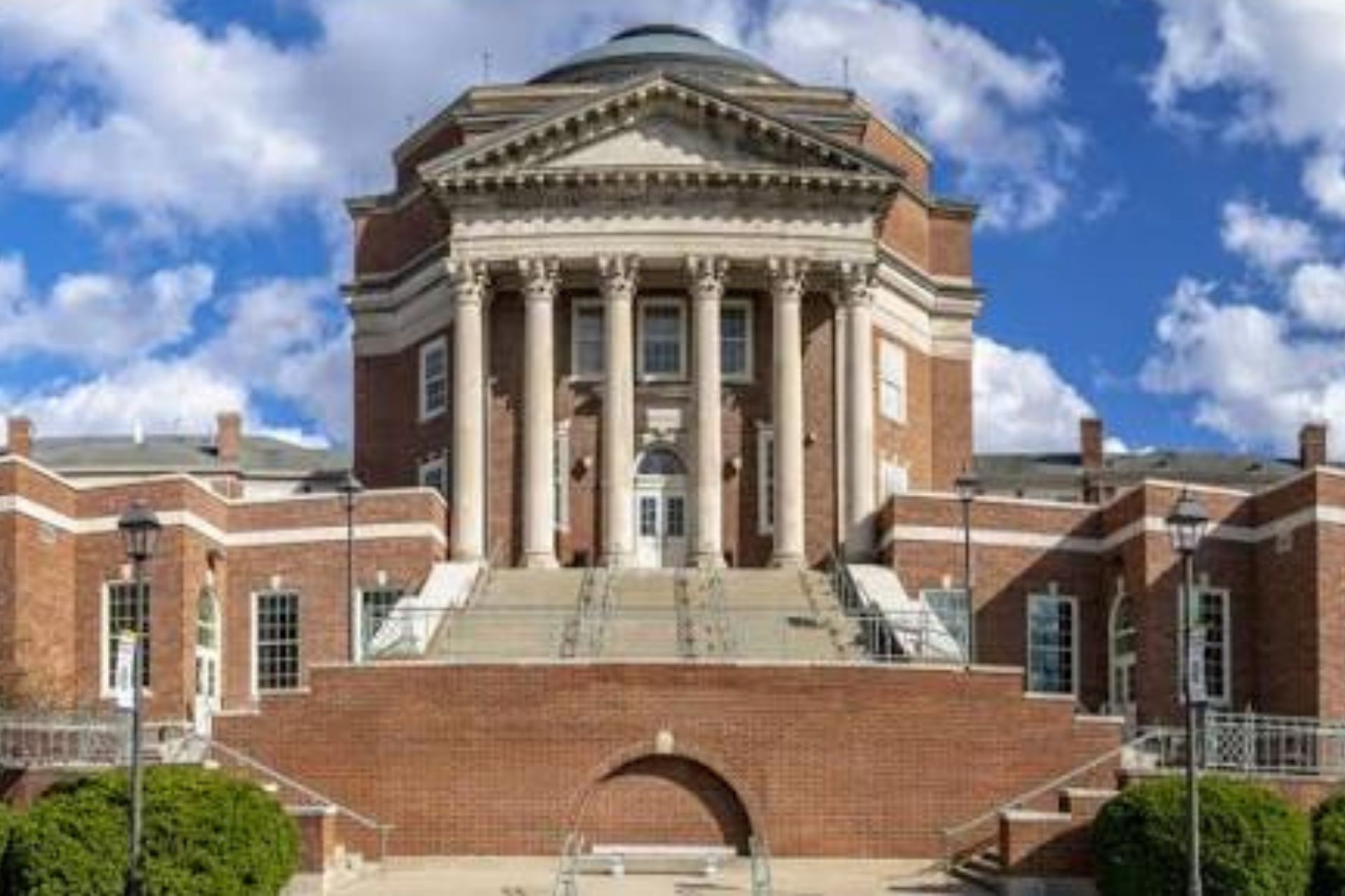 Exterior view of the Walnut Hills High School building in Cincinnati.